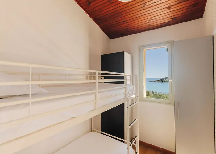 Le Telemaque 2 Pieces Mezzanine By Interhome Appartement