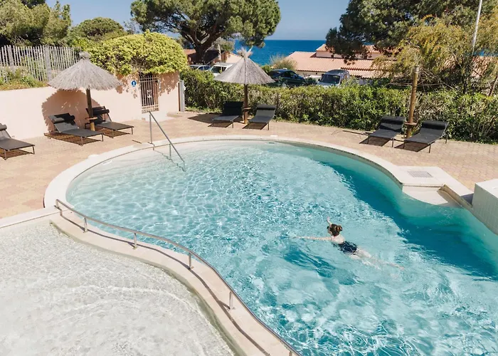 公寓 Le Telemaque 2 Pieces Mezzanine By Interhome 孔卡